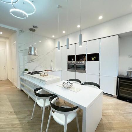 Appartamento Di Lusso A 800 Mt Arena เวโรนา ภายนอก รูปภาพ