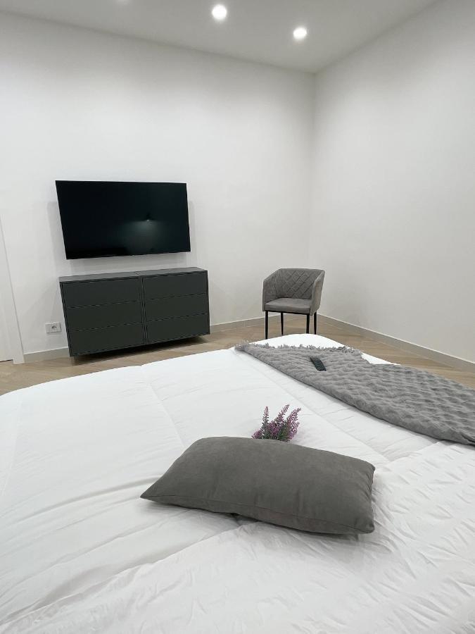 Appartamento Di Lusso A 800 Mt Arena เวโรนา ภายนอก รูปภาพ