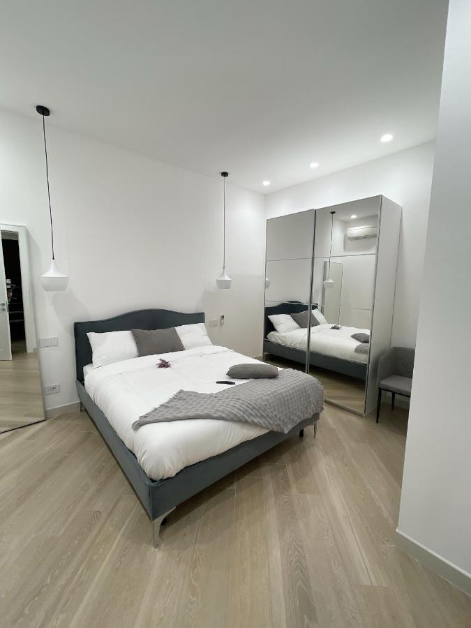 Appartamento Di Lusso A 800 Mt Arena เวโรนา ภายนอก รูปภาพ