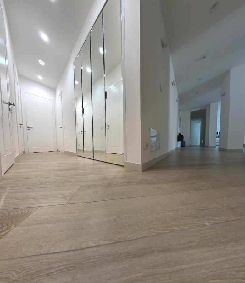 Appartamento Di Lusso A 800 Mt Arena เวโรนา ภายนอก รูปภาพ