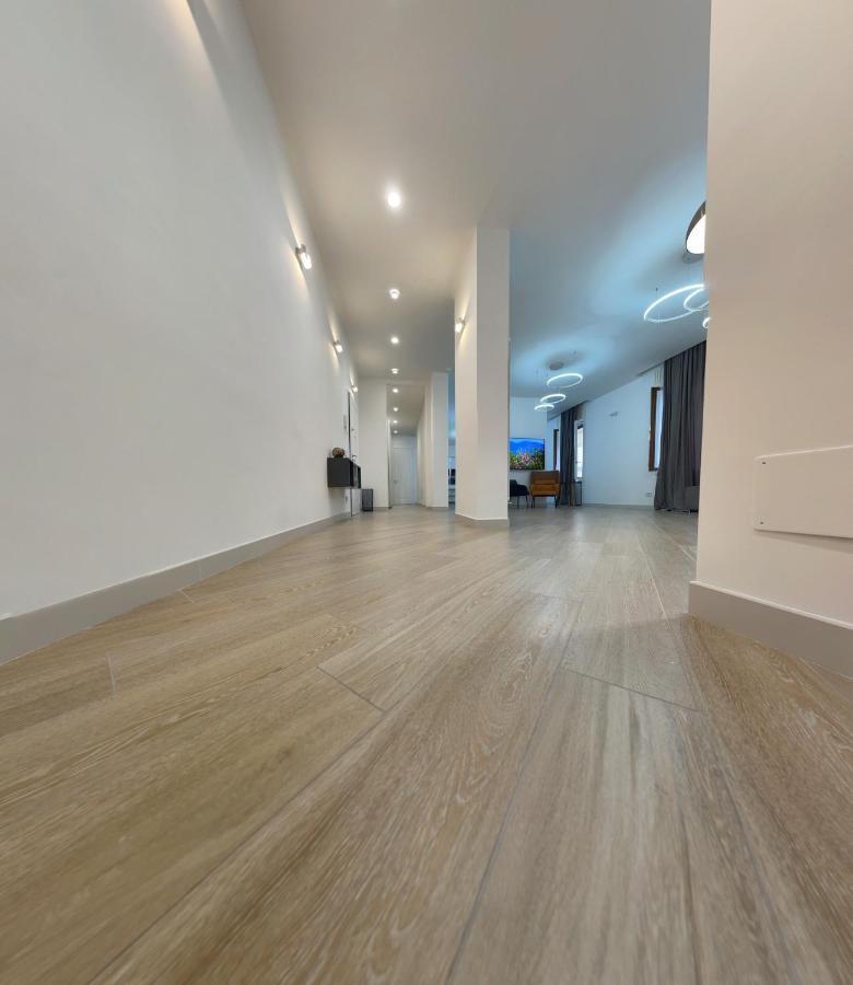 Appartamento Di Lusso A 800 Mt Arena เวโรนา ภายนอก รูปภาพ