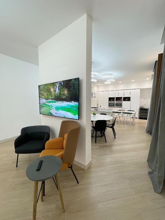 Appartamento Di Lusso A 800 Mt Arena เวโรนา ภายนอก รูปภาพ
