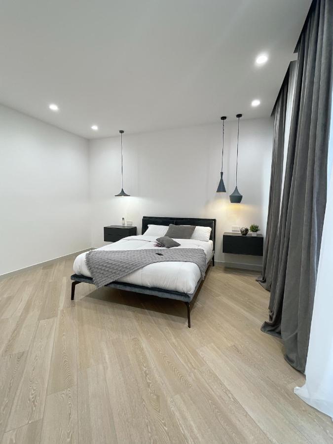 Appartamento Di Lusso A 800 Mt Arena เวโรนา ภายนอก รูปภาพ